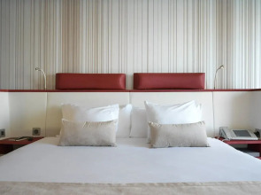 Sunborn Gibraltar Yacht Hotel Resort