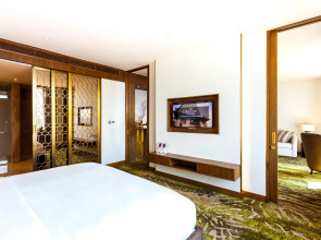 Crowne Plaza Vientiane by IHG