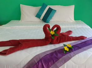 Lanta Maikeaw Bungalow