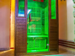 Saint George Hotel & Medical Spa