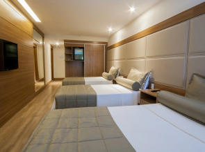 Américas Granada Hotel