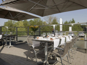 Ibis Styles Charleroi Airport Aero44