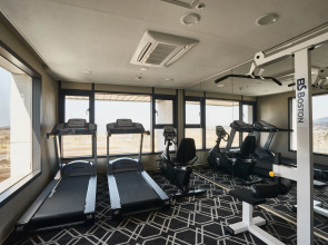 Royal Emporium Incheon Airport Hotel