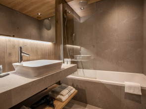 Alpina Eclectic Hotel