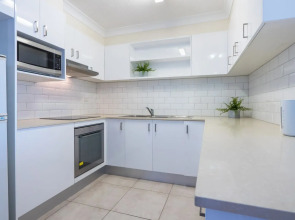 Aristocrat Apartments