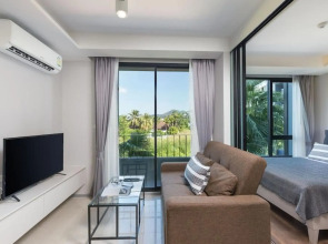 Surin Loft by Holiplanet