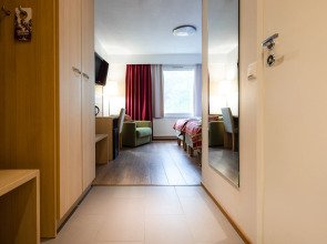 Lapland Hotels Sirkantähti