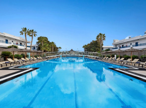 Отель THB Tropical Island Aparthotel