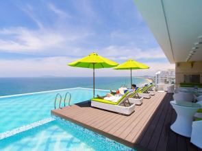 Mandila Beach Hotel DaNang