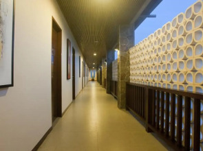 The Astari Villa & Residence