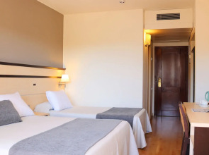 Golden Port Salou & Spa