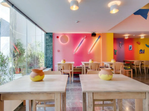 Selina Theatrou Athens