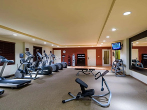 Hilton Garden Inn Queens/JFK Airport