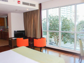 Отель Ramada by Wyndham Downtown Dubai