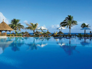 Veranda Pointe Aux Biches Hotel