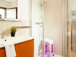 Aura CaseSicule, only for Sea View Lovers, Modern Style Apartment in City Center, Wi-Fi