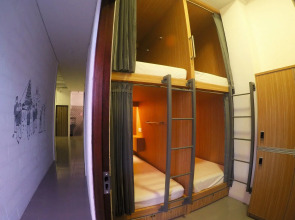 The Packer Lodge - Hostel