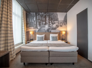 Отель Cornelisz