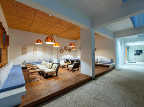 Anemi Hotel & Suites