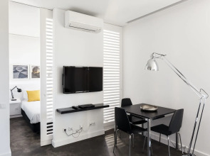 Hello Lisbon Santa Apolónia