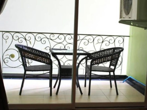 Maleez Lodge Hotel and Restaurant