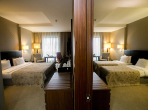 Отель Point Hotel Baku