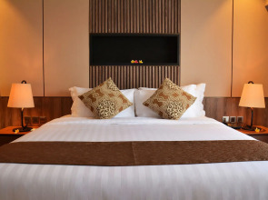 Отель The Nest Hotel Nusa Dua