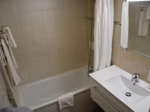 Adonis Arc Hôtel Aix