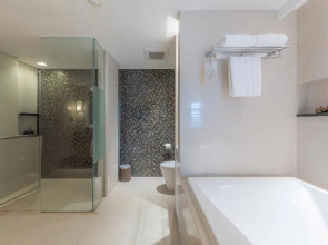 Summit Windmill Golf Suite Hotel @Suvarnabhumi