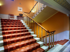 Alhambra Palace Hotel