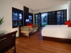 Segara Village Hotel