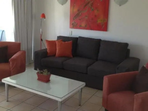 Noosa Parade Holiday Inn