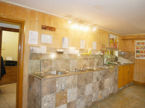 Kensal Green Backpackers 1