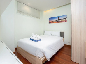 The Lago Apartments by Tropiclook