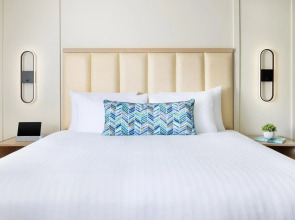 The Anza - A Calabasas Hotel