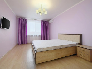 Апартаменты на улице Крайнего 4