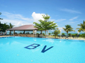 Bella Vista Waterfront Resort