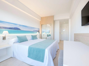 Azuline Hotel Bahamas y Bahamas II