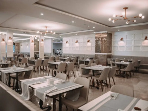 Отель Victory Be Mine 