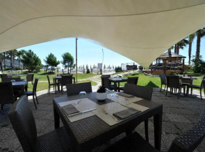 Aregai Marina Hotel & Residence