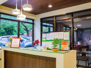 RedDoorz @ Junquera Extension Cebu