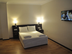 Sunshine Holiday Resort