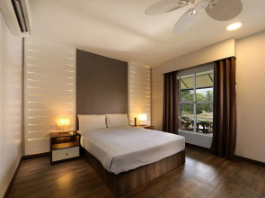 Perhentian Island Resort