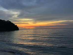 CMK & Private Water Chalet