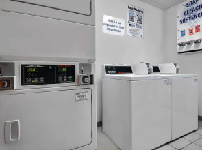 Motel 6 Cutler Bay, FL