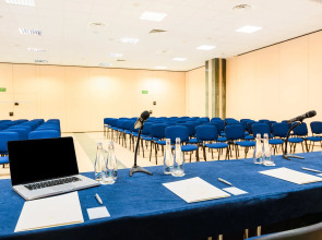 Sangate Hotel Airport