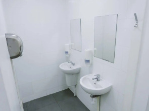 Via Limehouse - Hostel