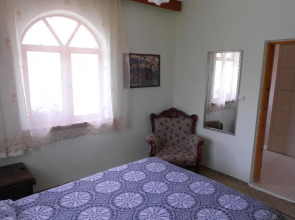 Valleypark Hotel - Hostel