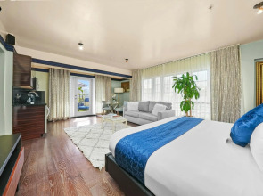 Riviera Hotel South Beach