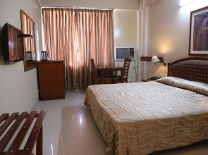 Hotel Tourist Deluxe